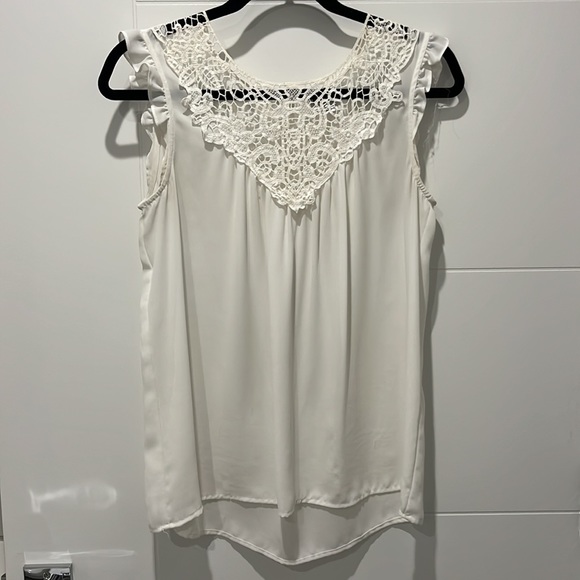 White lace and polyester tank top - Picture 2 of 4